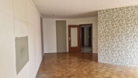 Wohnzimmer - 2-Zimmerwohnung in Bestlage in der Ulmer Innenstadt mit Tiefgaragenstellplatz