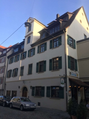 Ulm Stadtmitte: vermietete 2-Zimmerwohnung ruhig gelegen im historischen Gebäude, 89073 Ulm, Etagenwohnung