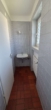 Gäste-WC - Wohnen über zwei Ebenen: Helle 3,5-Zimmer-Maisonette mit Dachterrasse und Münsterblick