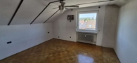Schlafzimmer - Wohnen über zwei Ebenen: Helle 3,5-Zimmer-Maisonette mit Dachterrasse und Münsterblick