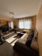 Wohnzimmer - Charmante 3-Zimmer-Wohnung mit Westbalkon – aktuell vermietet