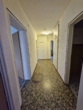 Flur - Sonnige und Stadtnahe 3-Zi-Wohnung mit Balkon in absolut ruhiger Lage in Offenhausen