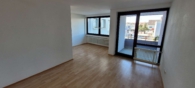 Wohnzimmer - Wundervolle 2-Zi-Wohnung in NU/Offenh. mit Balkon und Tiefgaragenstellplatz