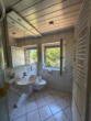 Badezimmer - Schöne helle 3 Zimmerwohnung mit EBK und Balkon – Neu-Ulm Stadtmitte