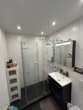 Badezimmer - Sonnige modernisierte 2 Zimmer Wohnung in NU-Offenhausen mit Münsterblick