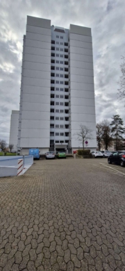 Kapitalanlage: 1,5-Zimmerwohnung mit Tiefgaragenstellplatz, 89231 Neu-Ulm, Etagenwohnung